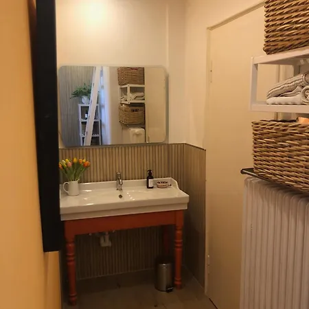 Glueck In Benrath בית אירוח *