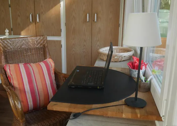 Glueck In Benrath דיסלדורף