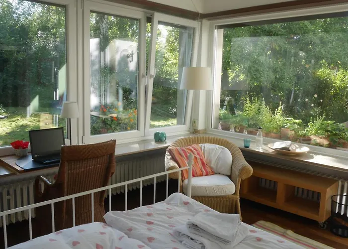 Glueck In Benrath Homestay *