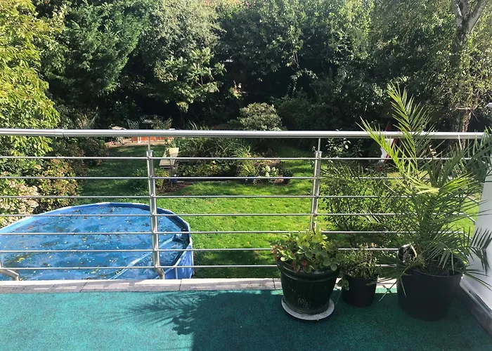 Glueck In Benrath 民宿 *