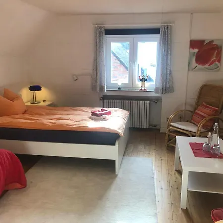 Проживание в семье Glueck In Benrath *