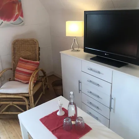 Проживание в семье Glueck In Benrath Дюссельдорф